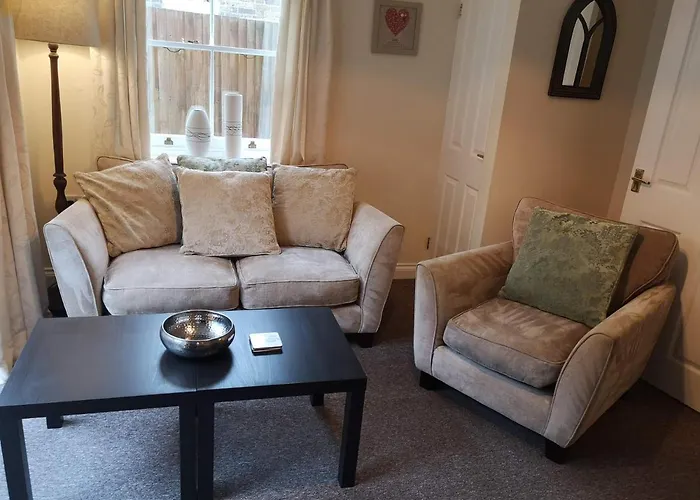 Coastal Escape Deal - 2 Bedroom House -Short Lets & Serviced Accommodation