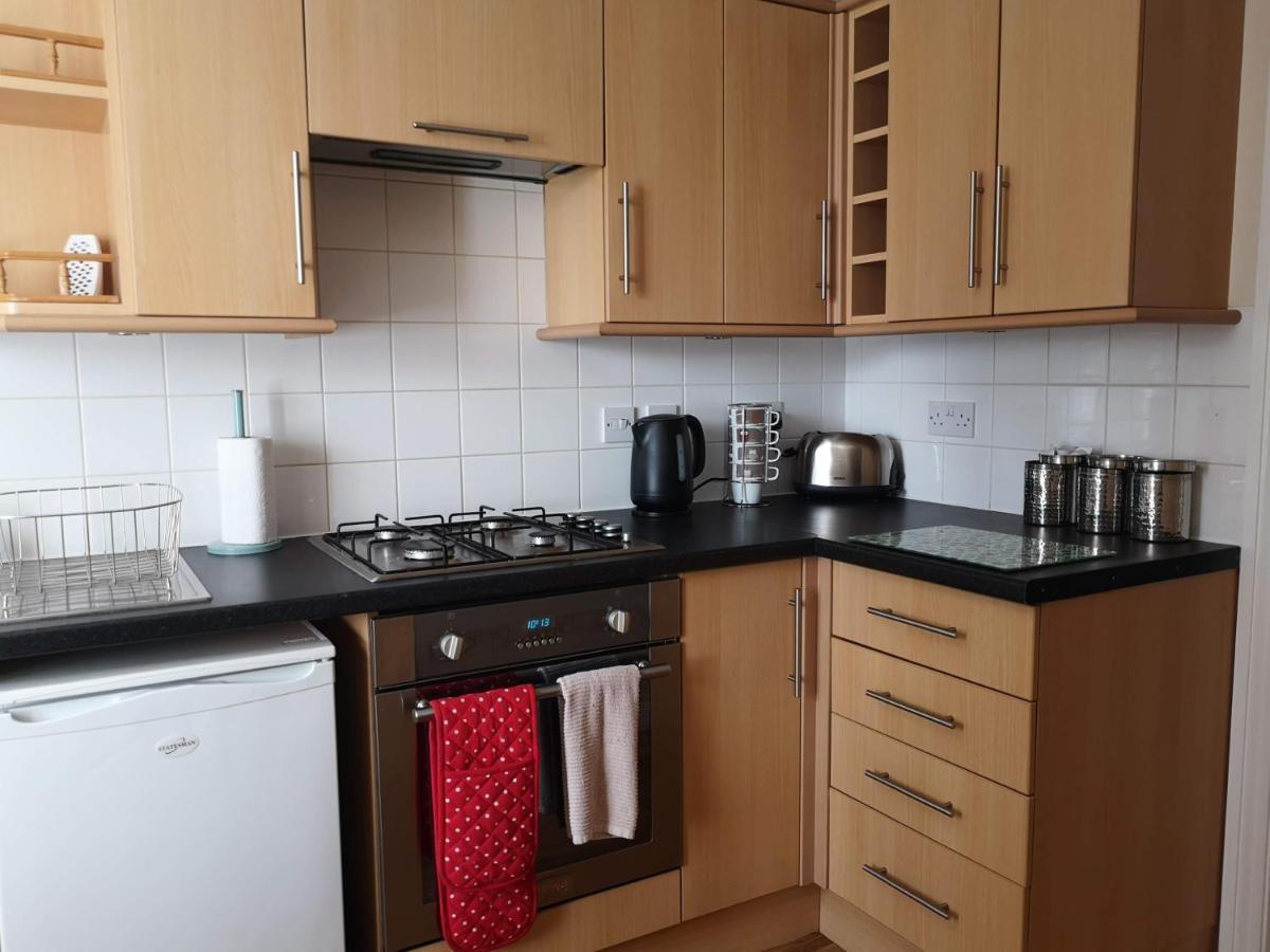 Coastal Escape Deal - 2 Bedroom House -Short Lets & Serviced Accommodation *