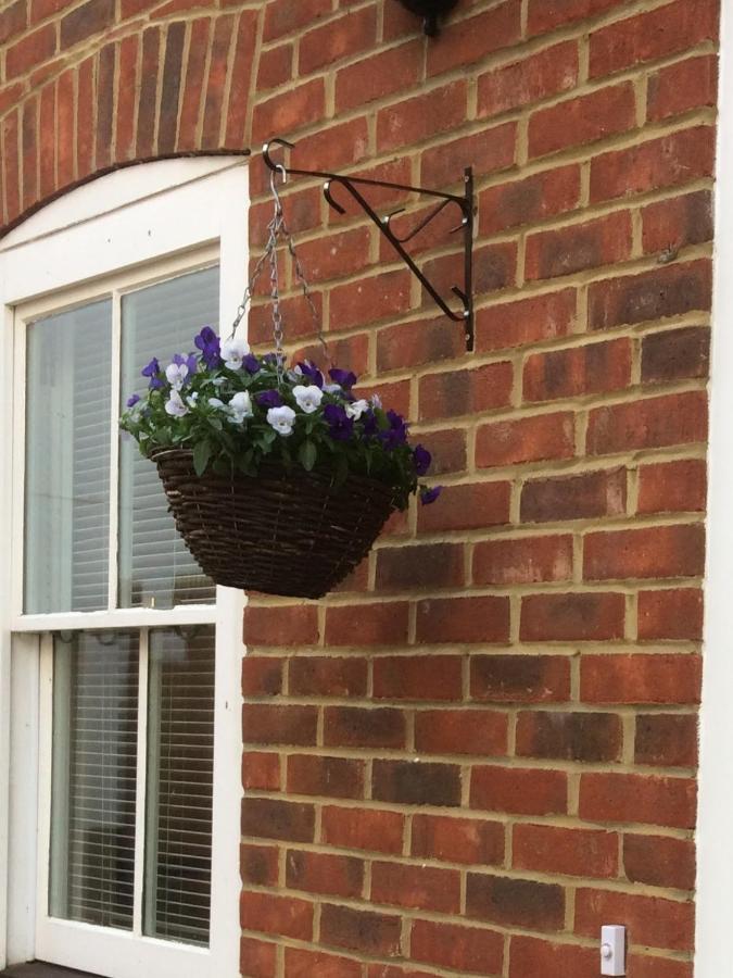 Coastal Escape Deal - 2 Bedroom House -Short Lets & Serviced Accommodation Holiday home